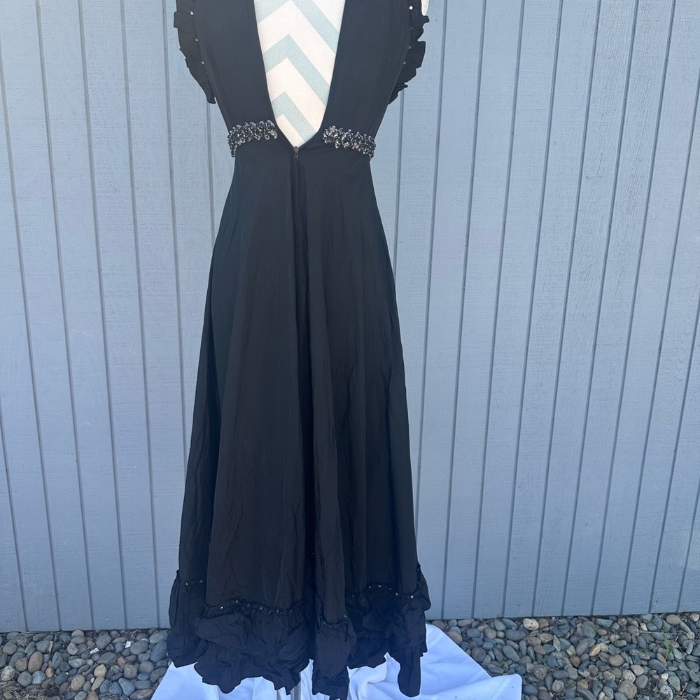 Vintage 70’s Denise L Black Taffeta Formal Gown - Picture 9 of 16